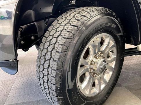 Used 2018 RAM 2500 Laramie w/ Convenience Group AWD/4WD image 33