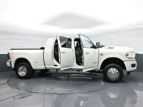 Used 2022 RAM 3500 Laramie AWD/4WD image 72