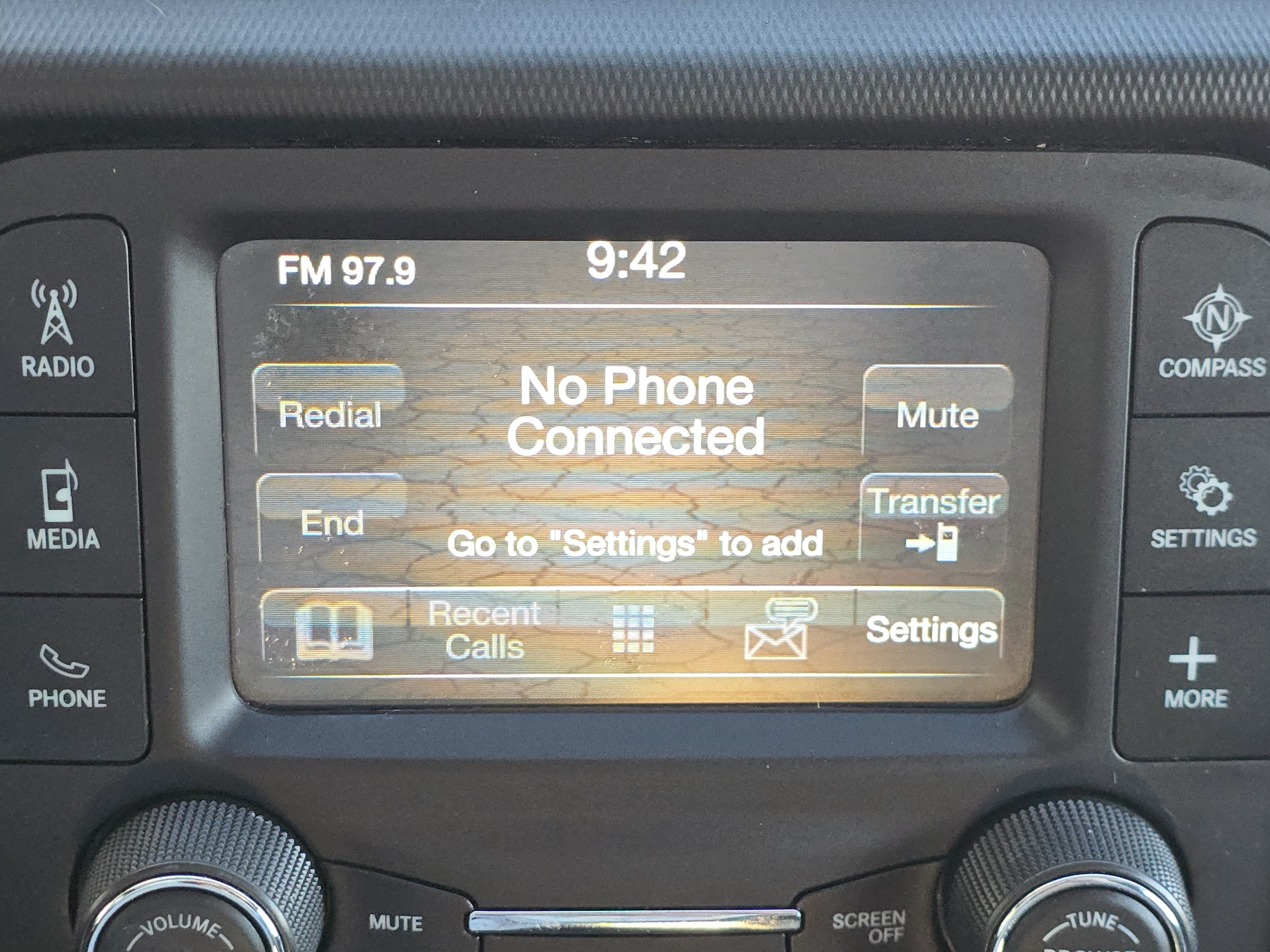 Used 2019 Jeep Wrangler Sport AWD/4WD image 9