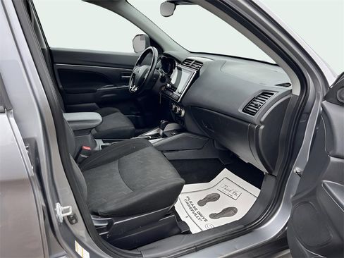 Used 2022 Mitsubishi Outlander Sport LE image 11