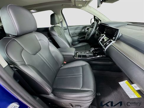 Certified 2023 Kia Sorento SX AWD/4WD image 29