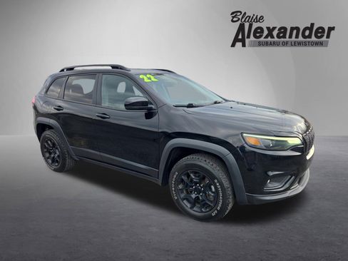 Used 2022 Jeep Cherokee Latitude w/ Sun & Sound Group image 1