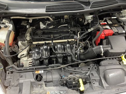 Used 2018 Ford Fiesta SE FWD image 25
