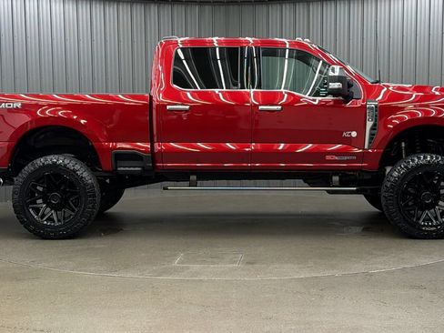 Used 2025 Ford F250 Platinum w/ Platinum Plus Package AWD/4WD image 6