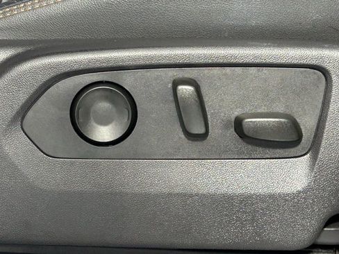 Used 2024 GMC Sierra 2500 AT4 w/ AT4 Premium Plus Package image 10