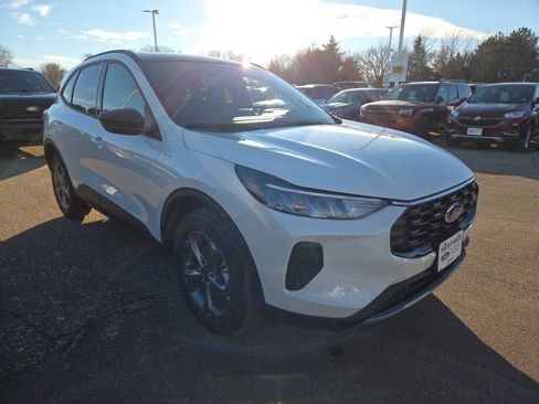 New 2026 Ford Escape ST-Line w/ Tech Pack #1 image 9