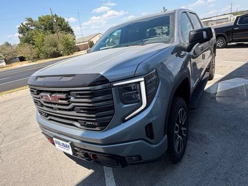 New 2026 GMC Sierra 1500 AT4 w/ AT4 Premium Package AWD/4WD image 35