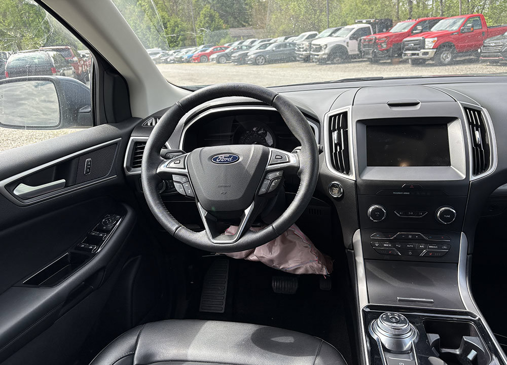 Used 2019 Ford Edge SEL w/ Equipment Group 201A AWD/4WD image 6