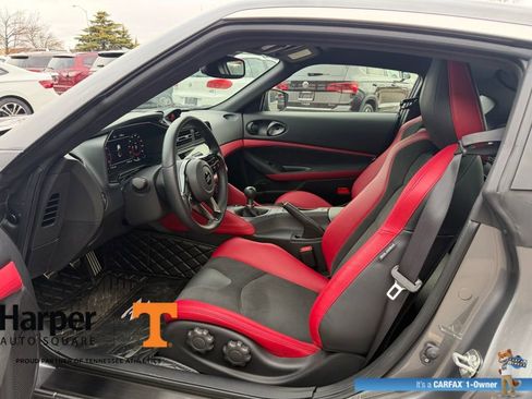 Used 2025 Nissan Z Performance w/ Floor Mat Package image 5