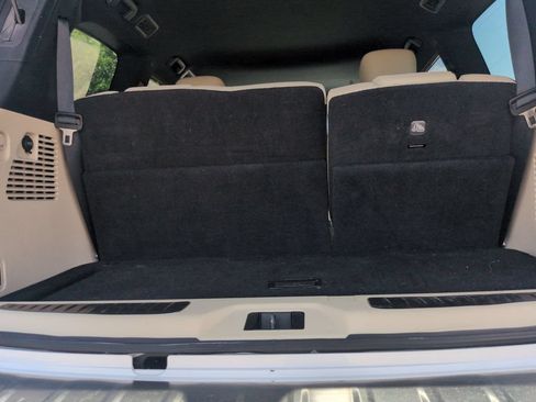 Used 2023 INFINITI QX80 Sensory w/ Cargo Package RWD image 35