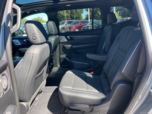 Used 2026 Buick Enclave Avenir w/ Super Cruise Package FWD image 37