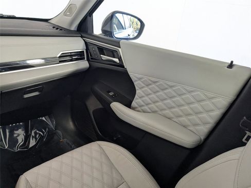 Used 2023 Mitsubishi Outlander SEL image 34