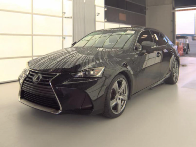 Used 2017 Lexus IS 200t w/ Premium Package RWD image 1