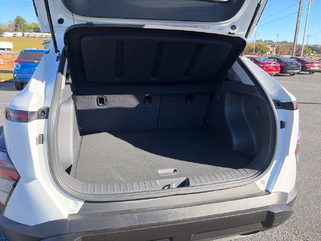 Used 2025 Hyundai Kona SEL AWD/4WD image 28