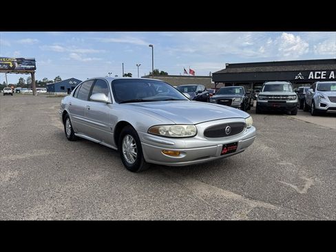 Used 2002 Buick Le Sabre Custom w/ Prestige Pkg FWD image 3