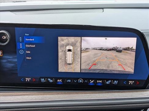 New 2026 Chevrolet Suburban High Country image 12