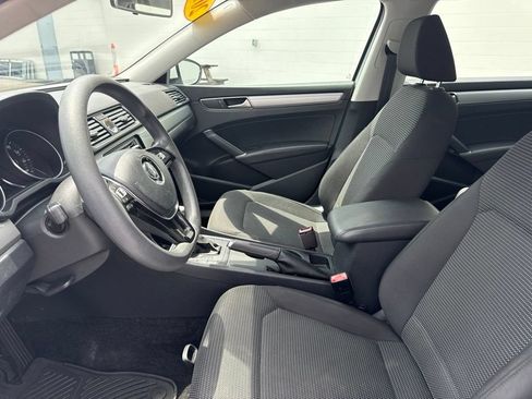 Used 2017 Volkswagen Passat 1.8T S FWD image 19
