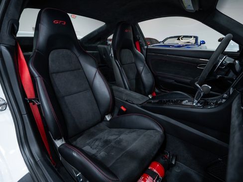 Used 2016 Porsche 911 GT3 RWD image 30