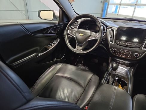 Used 2024 Chevrolet Malibu LT image 17