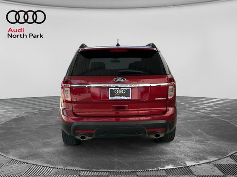 Used 2014 Ford Explorer XLT w/ Equipment Group 202A FWD image 4