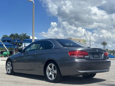 Used 2010 BMW 328i Convertible w/ Premium Pkg RWD image 8