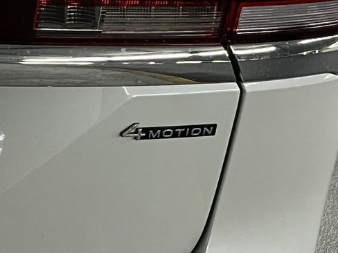 New 2026 Volkswagen Atlas SEL Premium R-Line AWD/4WD image 38