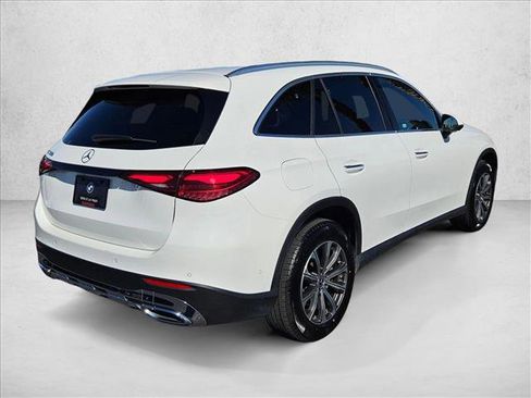 Used 2024 Mercedes-Benz GLC 300 image 5