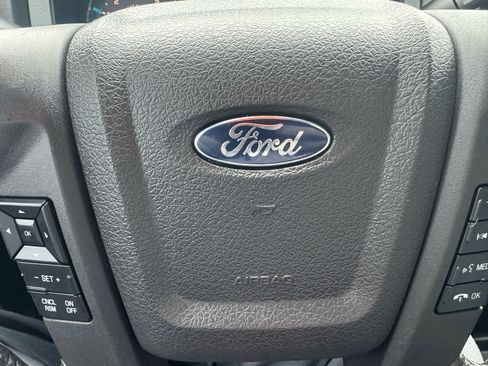 Used 2014 Ford F150 XLT w/ Equipment Group 302A Luxury image 19