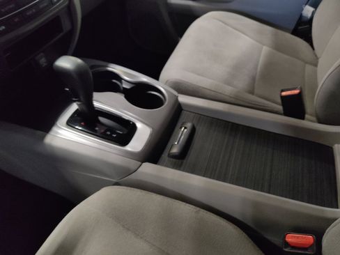 Used 2017 Honda Pilot LX image 26
