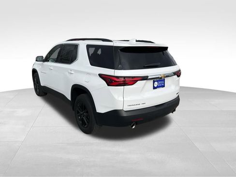 Used 2023 Chevrolet Traverse LT AWD/4WD image 4