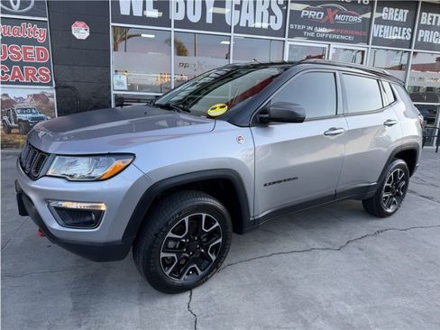 Used 2019 Jeep Compass Trailhawk w/ Leather Interior Group AWD/4WD image 52