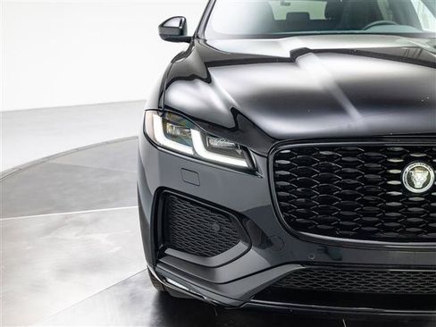 New 2025 Jaguar F-PACE R-Dynamic S AWD/4WD image 10