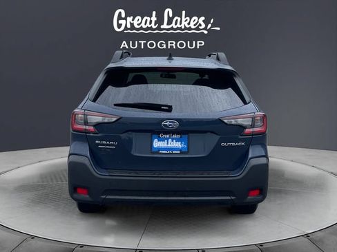 Used 2025 Subaru Outback Premium AWD/4WD image 4