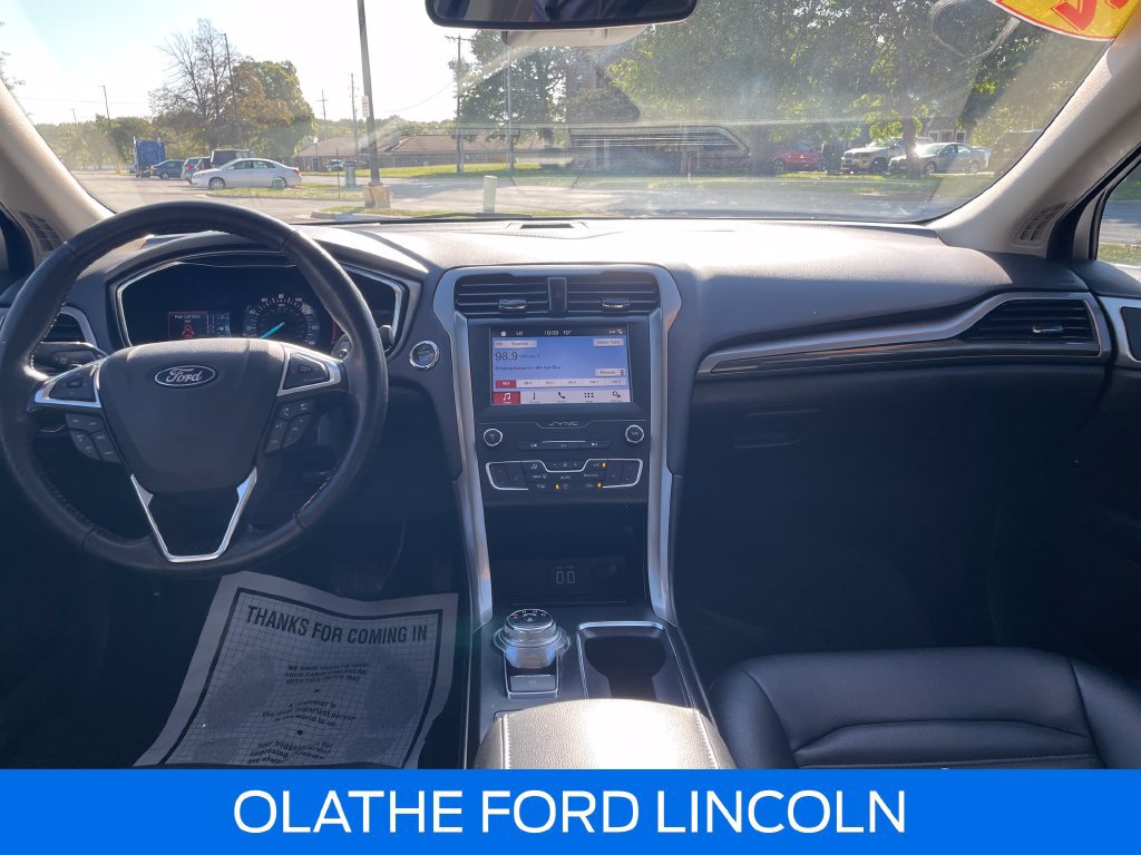 Used 2019 Ford Fusion SEL FWD image 23