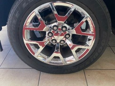 Used 2014 GMC Sierra 1500 SLT w/ SLT Crew Cab Value Package image 30