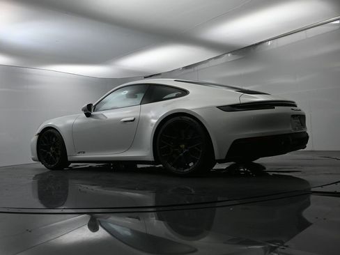 Used 2024 Porsche 911 Carrera GTS image 49
