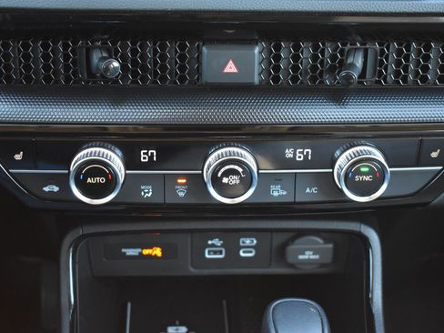 Used 2023 Honda CR-V EX-L image 9