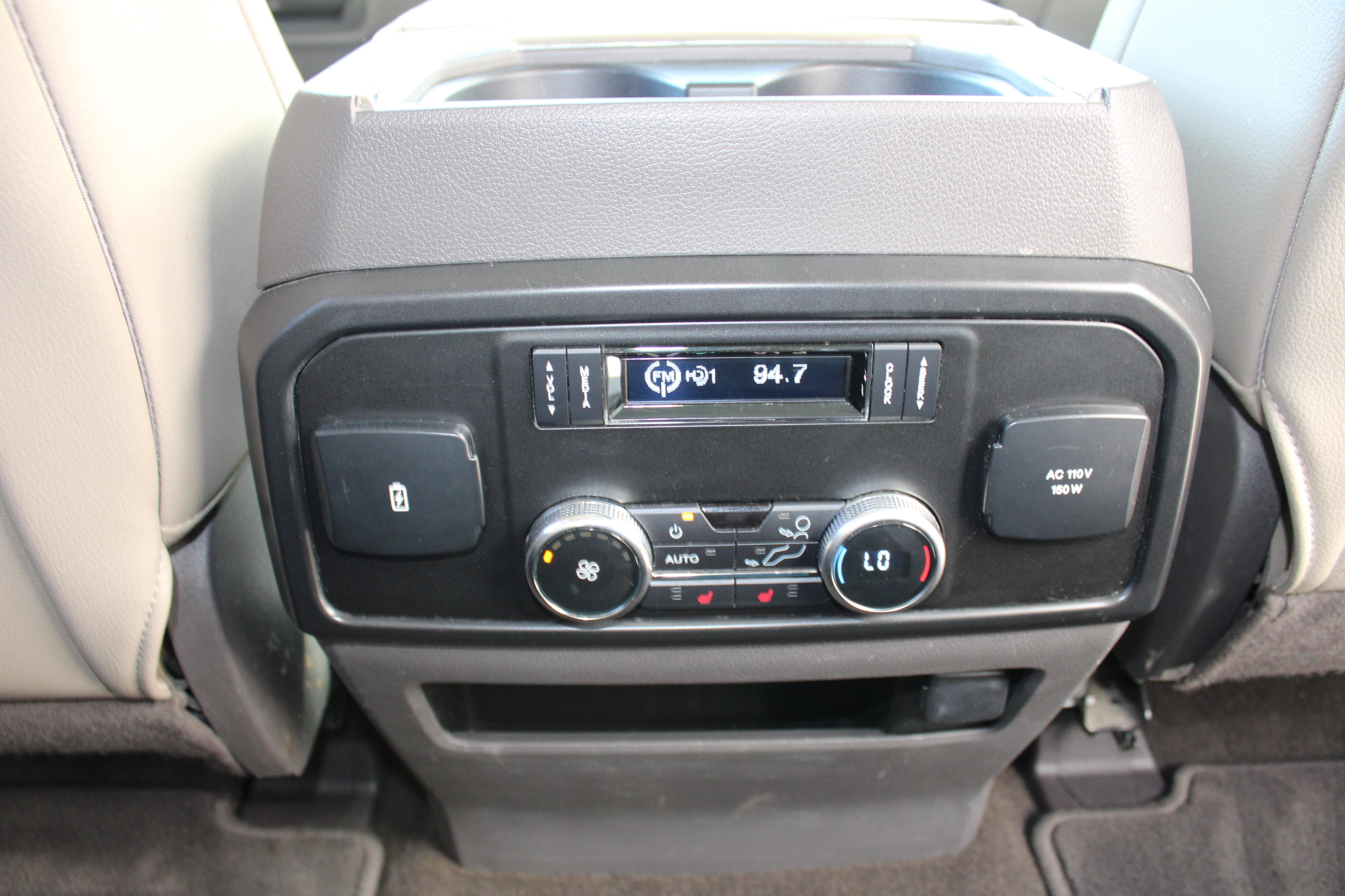 Used 2019 Ford Expedition Limited w/ Equipment Group 301A AWD/4WD image 27