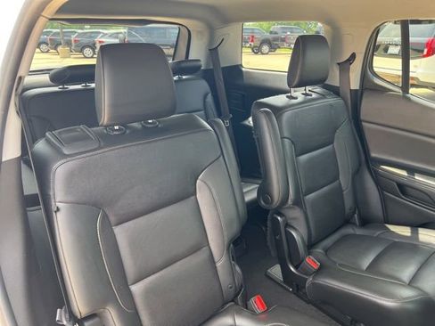 Used 2019 GMC Acadia SLT FWD image 22