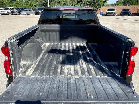 Used 2019 Chevrolet Silverado 1500 RST image 30