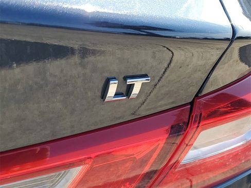 Used 2023 Chevrolet Malibu LT image 28
