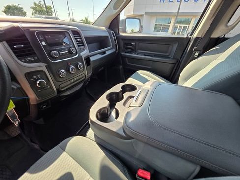 Used 2017 RAM 1500 ST w/ SXT Appearance Group AWD/4WD image 23