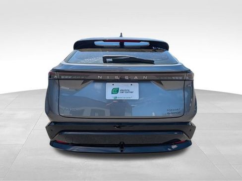 Used 2024 Nissan Ariya AWD image 6