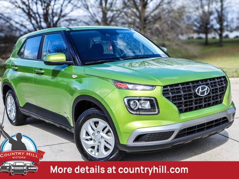 Used 2021 Hyundai Venue SE image 1