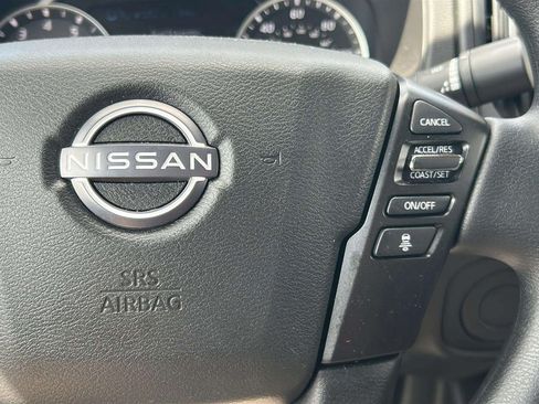 Used 2025 Nissan Frontier S RWD image 18