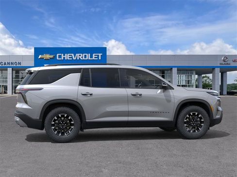 New 2026 Chevrolet Traverse Z71 w/ Driver Confidence Package image 5