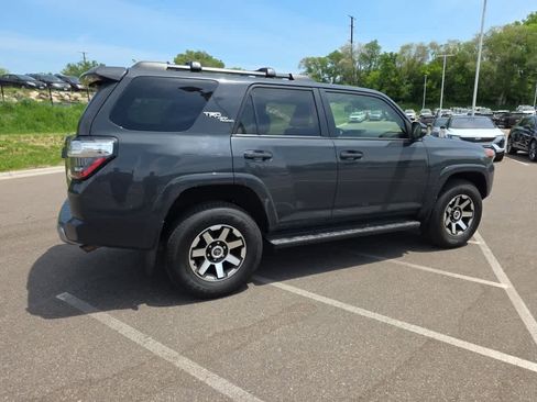 Used 2024 Toyota 4Runner TRD Off-Road Premium AWD/4WD image 3