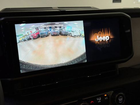 Used 2025 Jeep Wrangler Unlimited Sport S 4xe AWD/4WD image 27