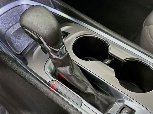 Used 2024 Chevrolet Malibu LT image 22