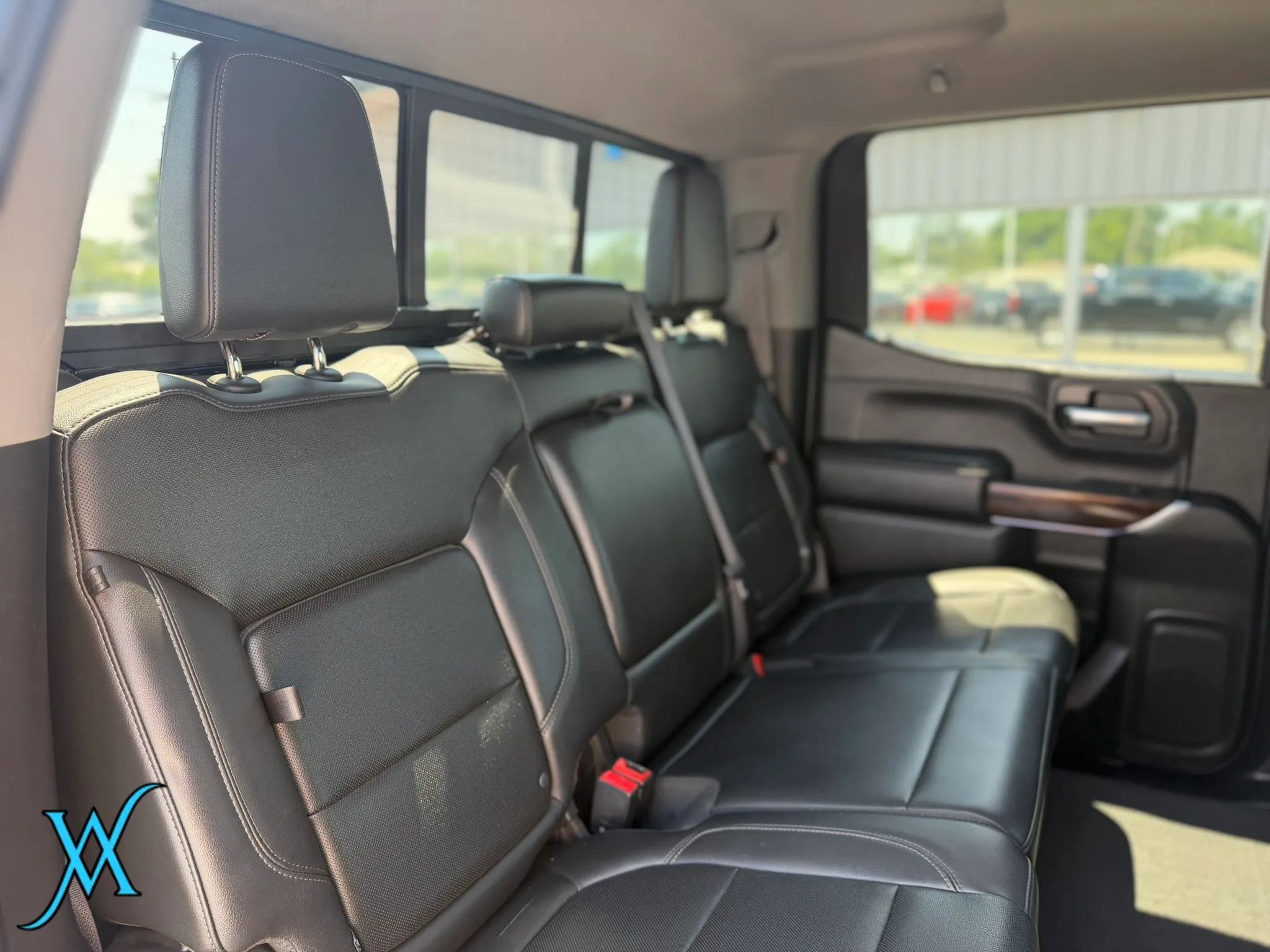Used 2020 GMC Sierra 1500 SLT AWD/4WD image 18